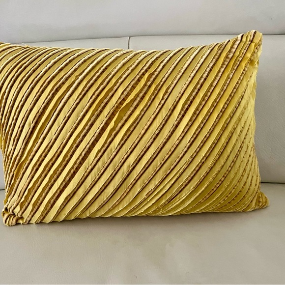 Yellow Textured Throw Pillow Pier one 13/18 inches - Picture 2 of 10